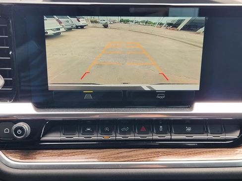 Used 2022 Chevrolet Silverado 1500 RST w/ Rally Edition RWD image 5