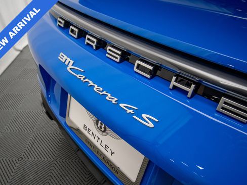 Used 2024 Porsche 911 Carrera S RWD image 9