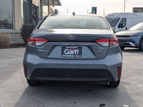 Used 2025 Toyota Corolla LE image 7