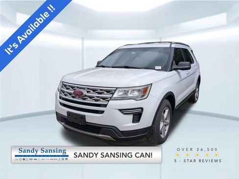 Used 2018 Ford Explorer XLT FWD image 1