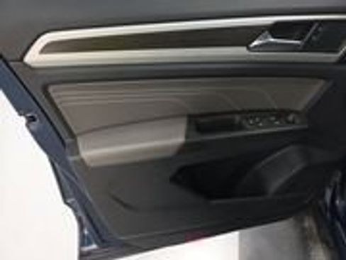 Used 2022 Volkswagen Atlas SE image 9