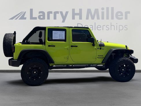 Used 2016 Jeep Wrangler Unlimited Sport w/ Quick Order Package 23S AWD/4WD image 6