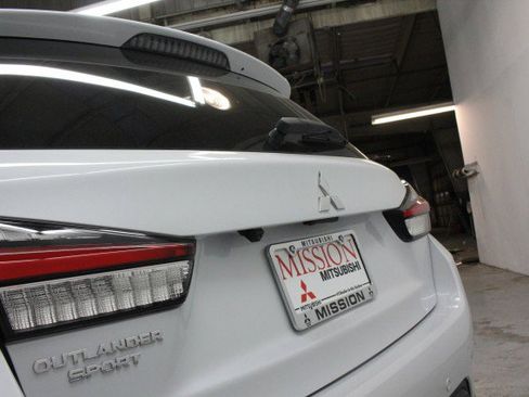 New 2026 Mitsubishi Outlander Sport ES image 4