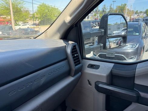 Used 2017 Ford F350 XL w/ Power Equipment Group AWD/4WD image 21