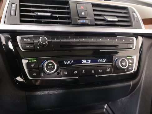 Used 2019 BMW 430i xDrive Coupe w/ Convenience Package image 8