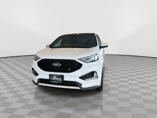 Used 2020 Ford Edge ST w/ Cold Weather Package AWD/4WD image 5