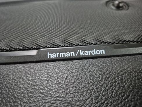 Used 2020 RAM 1500 Laramie AWD/4WD image 25