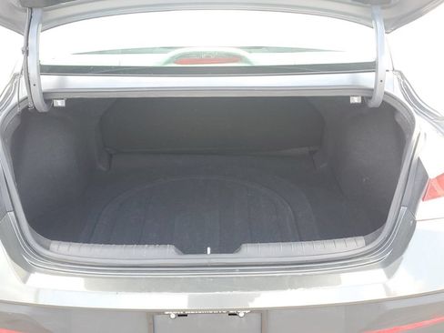 Used 2024 Hyundai Elantra SEL FWD image 21