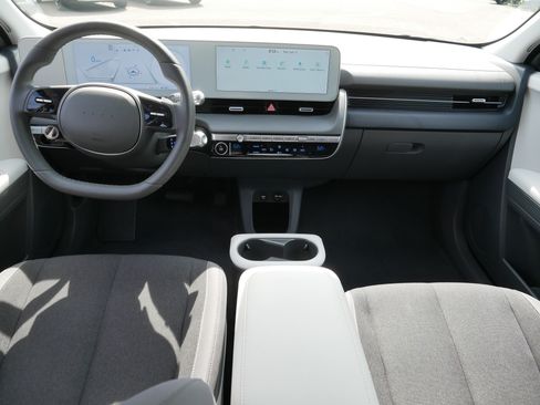 Used 2024 Hyundai Ioniq 5 SEL AWD/4WD image 10