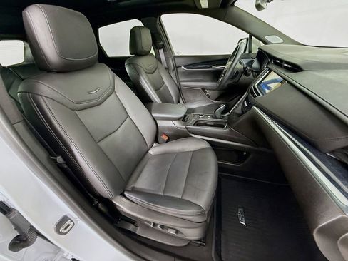 Used 2024 Cadillac XT5 Premium Luxury w/ LPO, Floor Liner Package image 29