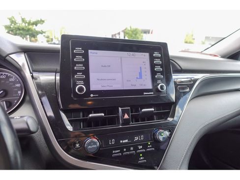Certified 2023 Toyota Camry SE FWD image 18