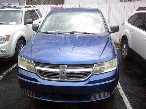 Used 2010 Dodge Journey SE w/ Flexible Seating Group FWD image 1