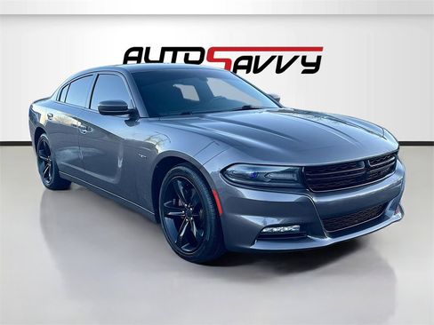 Used 2016 Dodge Charger R/T image 1