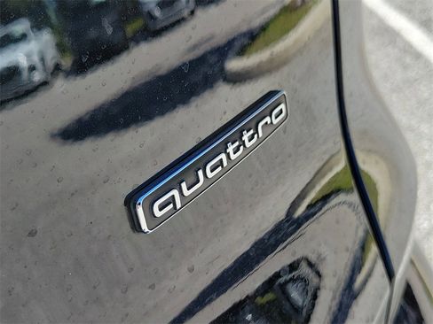 Used 2025 Audi Q5 Premium Plus w/ Premium Plus image 6