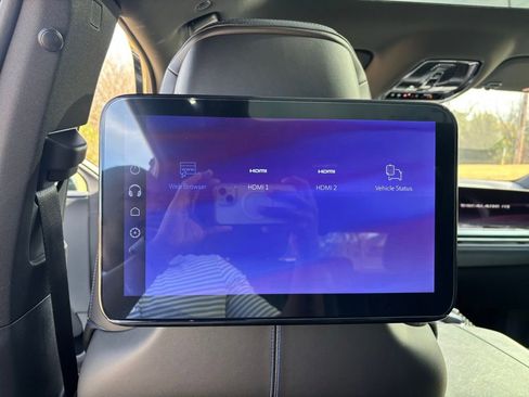 New 2026 Cadillac Escalade IQ Sport 1 w/ LPO, Floor Liner Package image 21