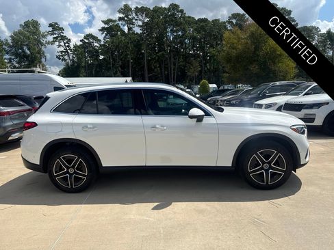 Certified 2026 Mercedes-Benz GLC 300 image 3