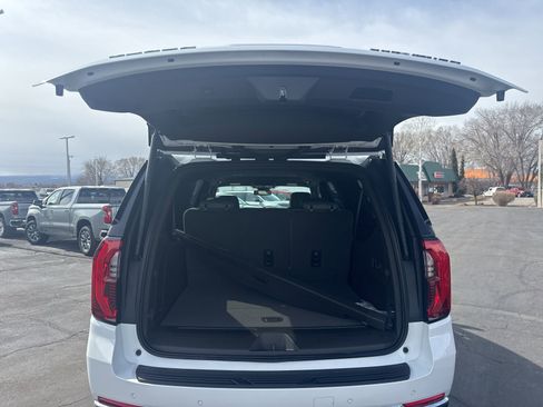 New 2026 GMC Yukon XL Elevation w/ LPO, Get Active Package image 40
