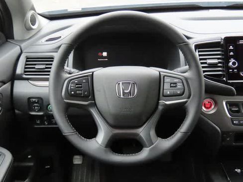 New 2026 Honda Ridgeline RTL image 16