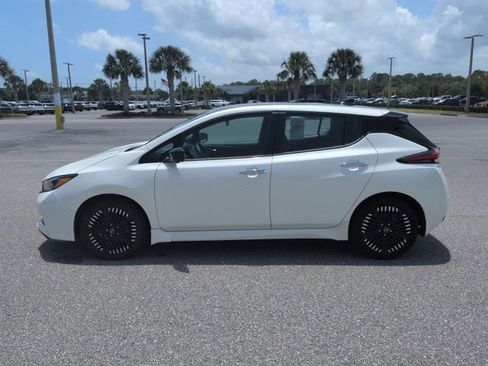 Certified 2023 Nissan Leaf SV Plus FWD image 7