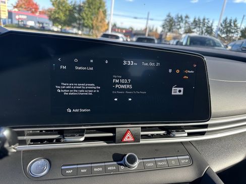 Certified 2025 Hyundai Elantra SEL w/ Cargo Package image 21