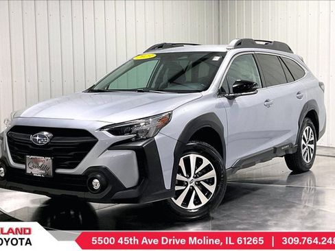 Used 2023 Subaru Outback Premium image 1