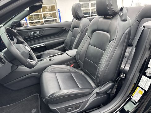 Used 2024 Ford Mustang Premium image 23