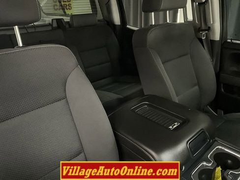 Used 2018 Chevrolet Silverado 1500 LT w/ All Star Edition image 35