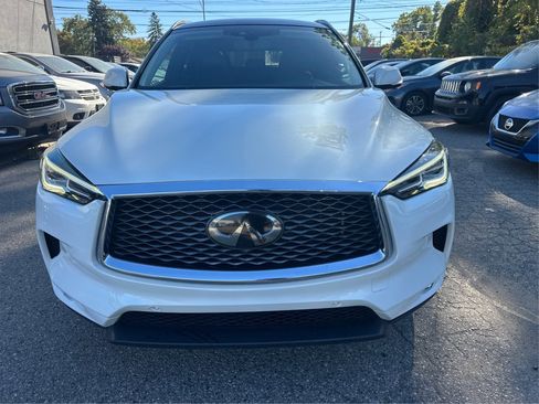 Used 2019 INFINITI QX50 Essential w/ Premium Heat Package image 16