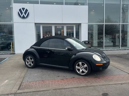 Used 2007 Volkswagen Beetle Convertible w/ Package 2 image 3