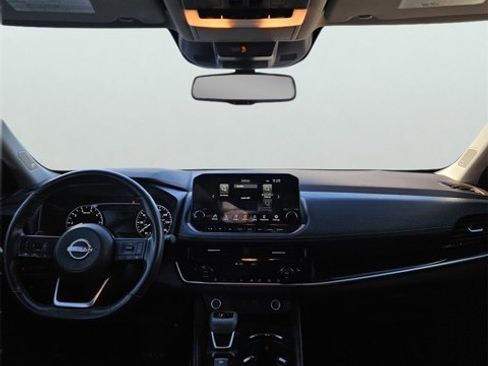 Certified 2023 Nissan Rogue SL w/ SL Premium Package image 11