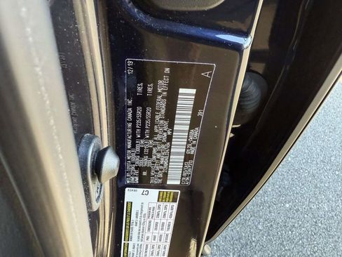 Used 2020 Lexus RX 450h AWD w/ Premium Package image 31