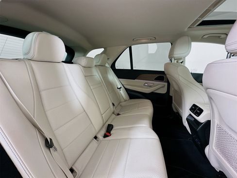 Certified 2025 Mercedes-Benz GLE 350 4MATIC image 30
