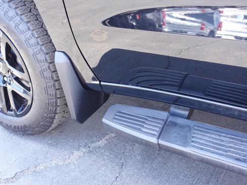 Used 2024 Chevrolet Silverado 1500 RST image 13