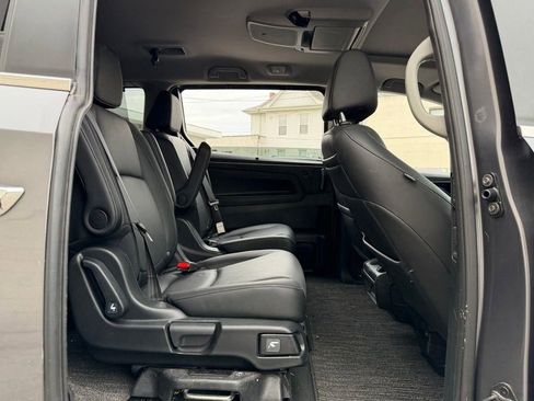 Used 2023 Honda Odyssey Touring image 15