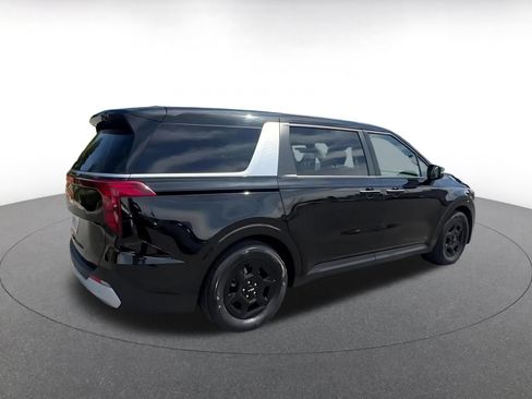 Used 2026 Kia Carnival FWD image 15