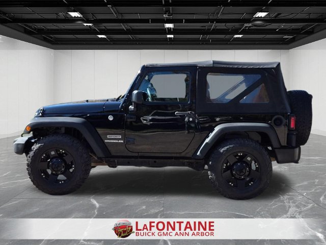 Used 2016 Jeep Wrangler Sport AWD/4WD image 5
