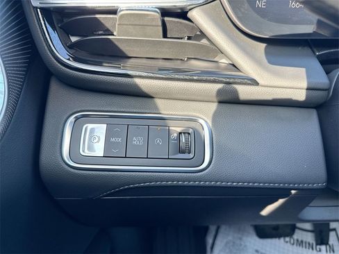 Used 2026 Buick Enclave Avenir w/ Super Cruise Package image 22