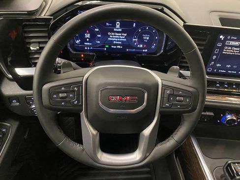 Used 2024 GMC Sierra 1500 Elevation w/ Preferred Package AWD/4WD image 21