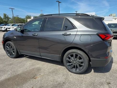 Certified 2022 Chevrolet Equinox RS w/ RS Leather Package AWD/4WD image 6