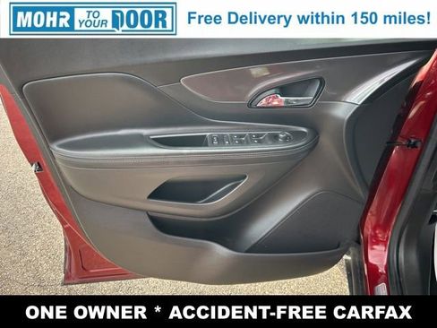 Used 2021 Buick Encore Preferred image 10