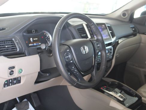 Used 2020 Honda Ridgeline RTL-E image 23