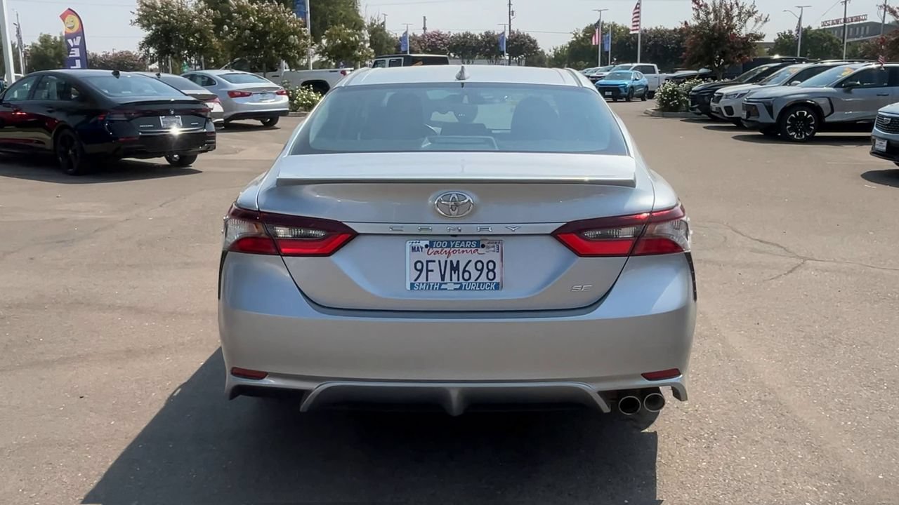 Used 2023 Toyota Camry SE FWD image 6