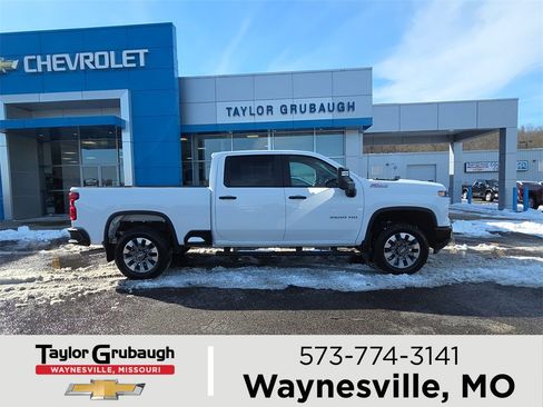 Used 2025 Chevrolet Silverado 2500 Custom w/ Custom Value Package image 1