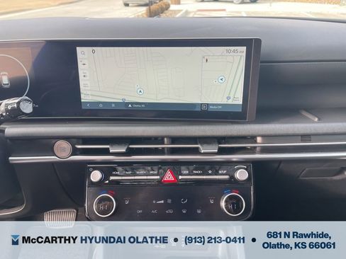 Certified 2025 Hyundai Tucson SEL image 9