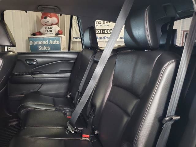 Used 2019 Honda Pilot Touring image 10