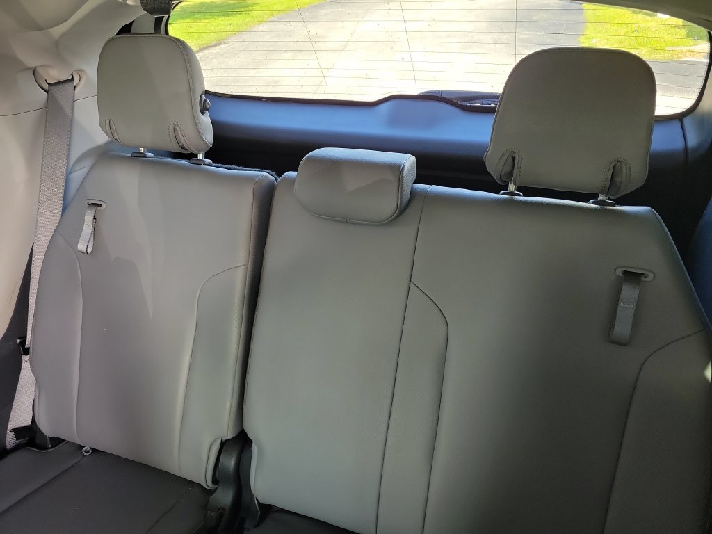Certified 2021 Toyota Sienna XLE w/ XLE Plus Package FWD image 24