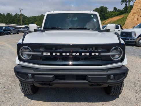 Used 2025 Ford Bronco Outer Banks w/ Matte Film Protection Package image 9