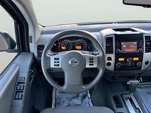 Used 2018 Nissan Frontier SV w/ Value Truck Package AWD/4WD image 19