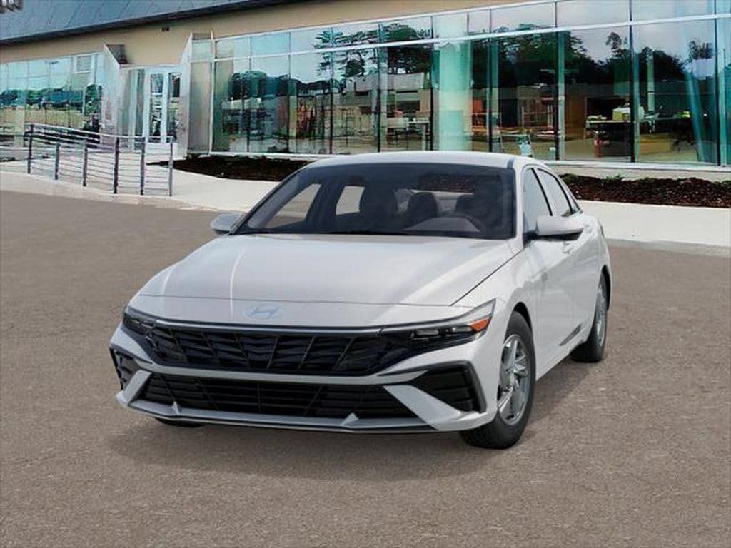 New 2026 Hyundai Elantra SE FWD image 6