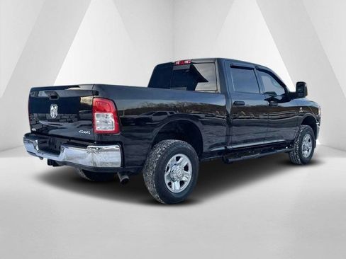 Used 2024 RAM 3500 Tradesman w/ Chrome Appearance Group image 8